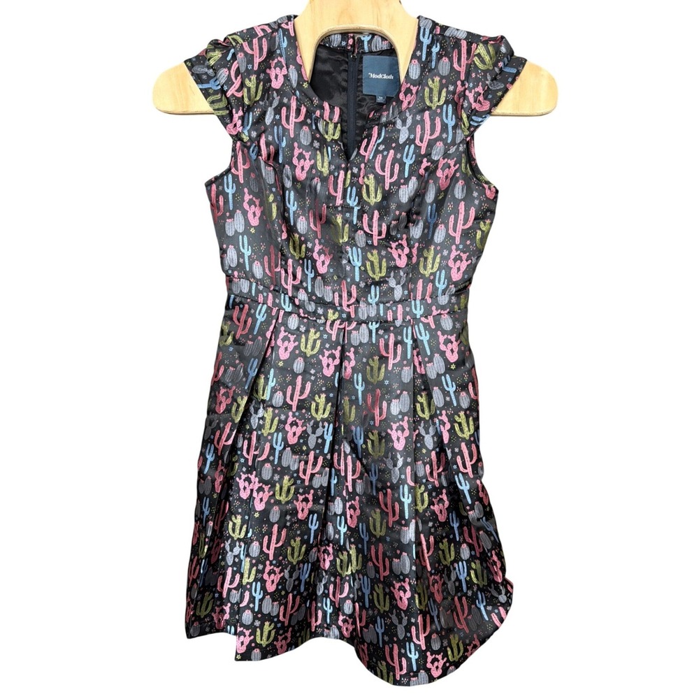 ModCloth Dress Women 14 Fit and Flare Black Cactus Jacquard Cap Sleeve